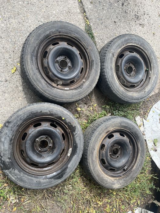 Jante peugeot  pe 15