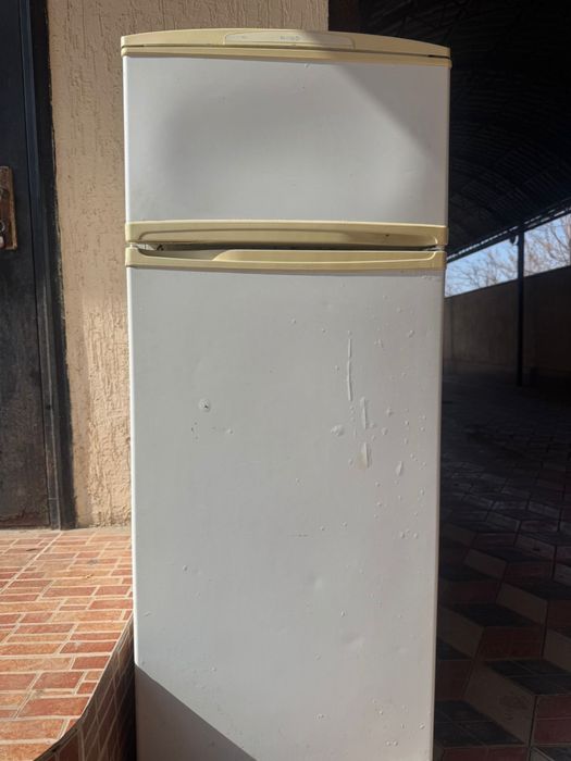 Холодильник бесплатно