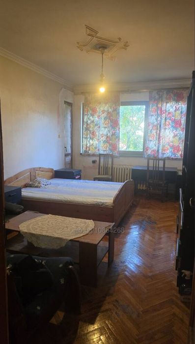Обзаведена стая без хазяи кв. Оборище, до метро за мъж