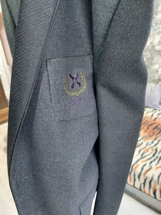 Пиджак новый темно серый