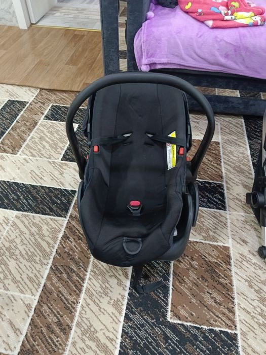 Продам коляску зима-лето