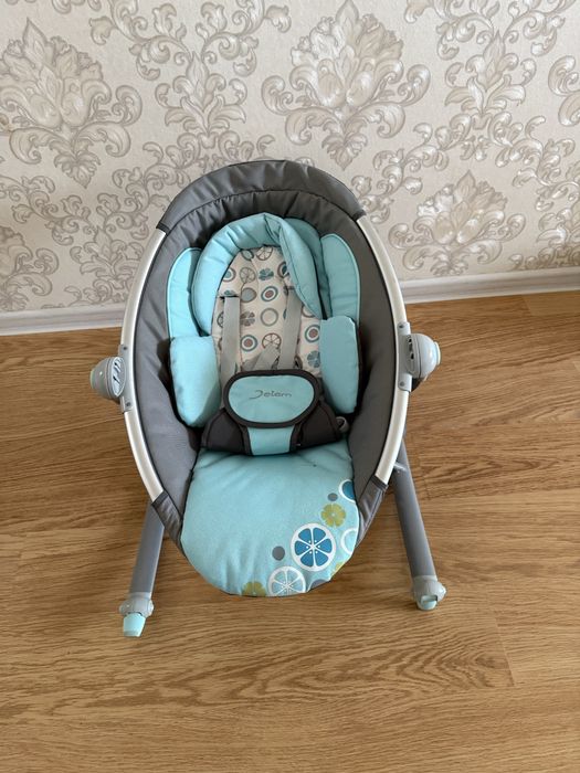 Продам шезлогн есть музыка и вибрация