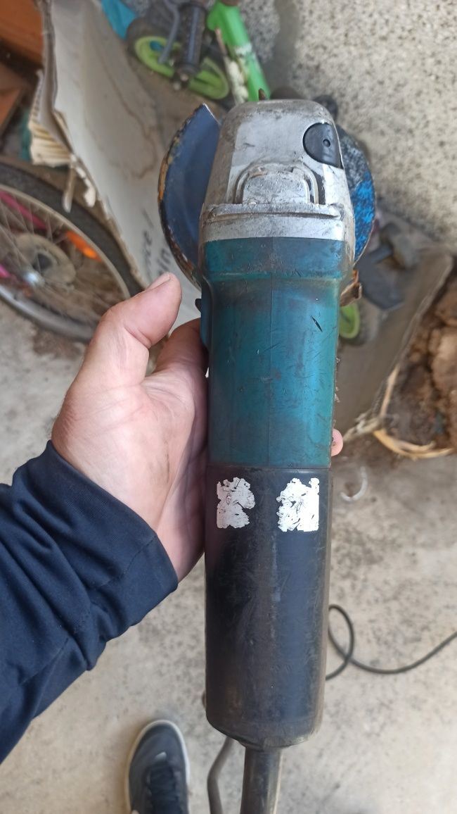 Шлайф макита 1100w с. Царев брод • OLX.bg