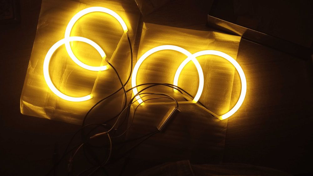 COB LED ангелски очи за BMW с функция мигач, Различни модели