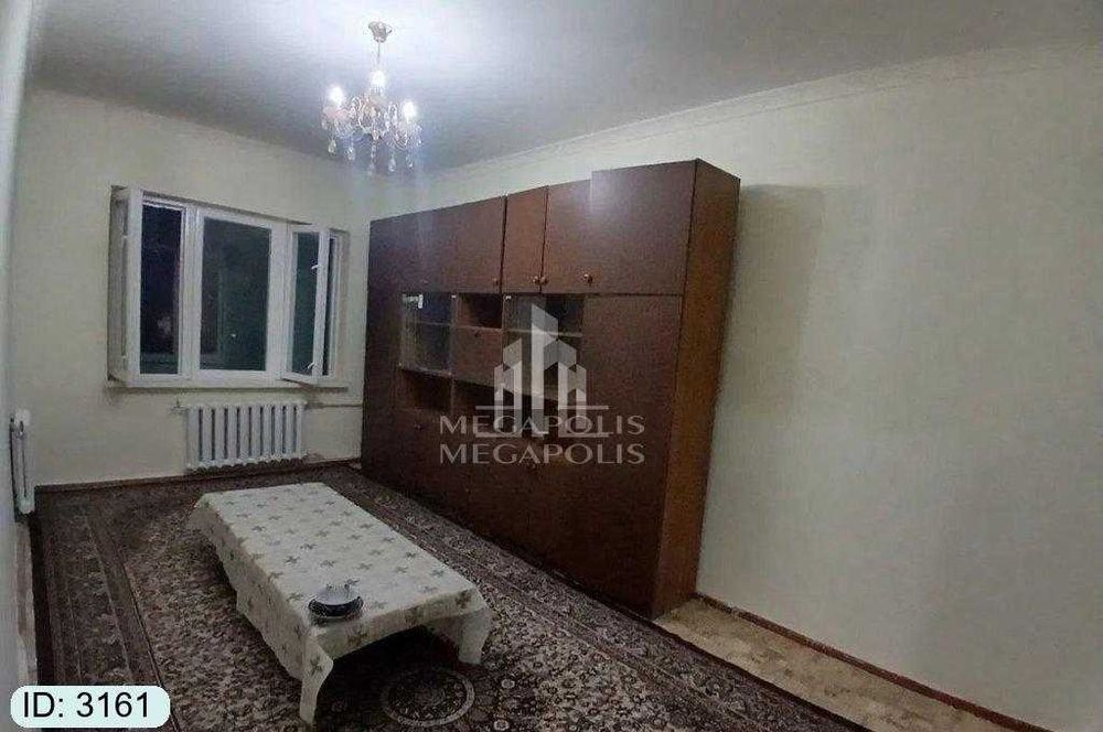 kvartira sotiladi ️⃣№3161 5-mikrorayon jomiy  tarafda 3xonalik uy