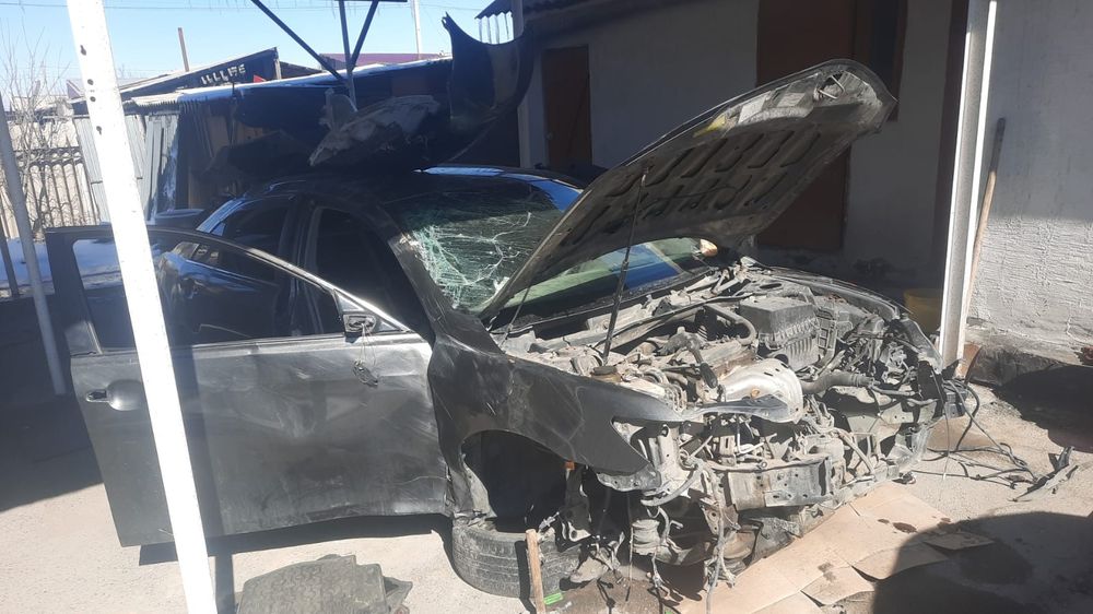 Продам камри 40 матор и каропку привазной