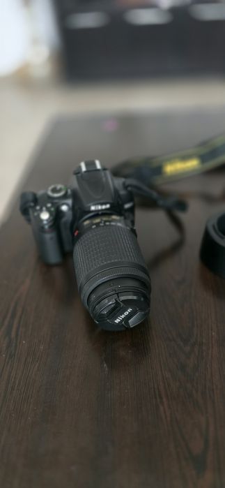 Aparat foto DSLR NIKON D5000