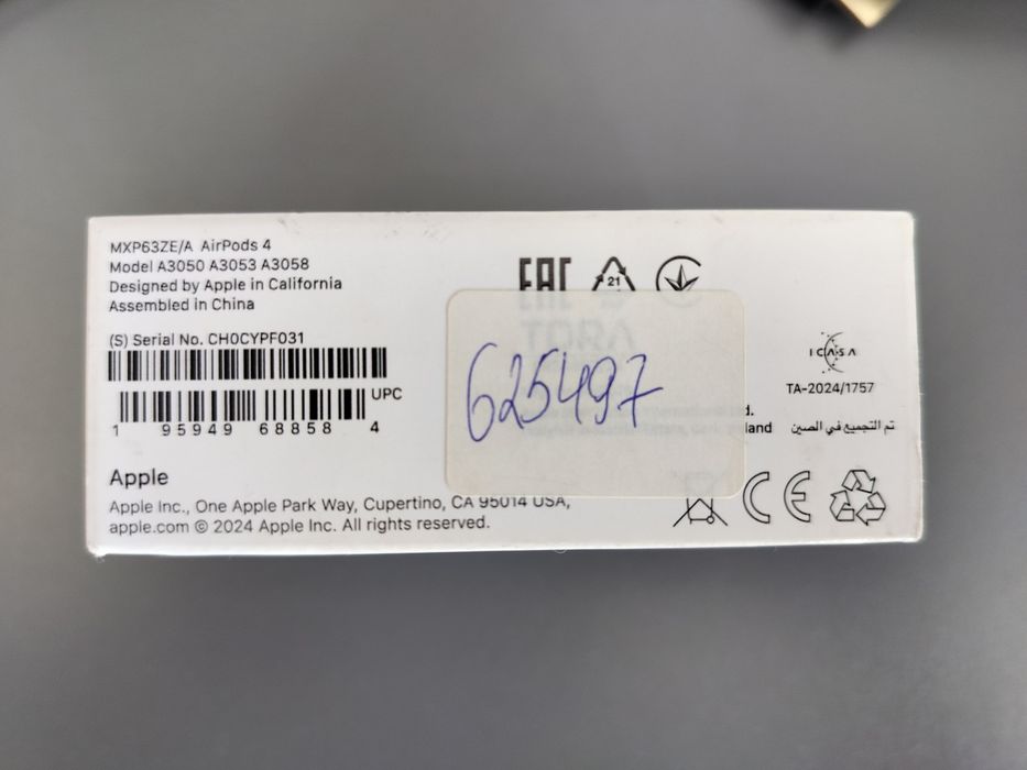 Продам AirPods 4