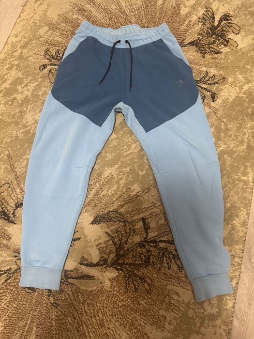 Pantaloni nike tech fleece