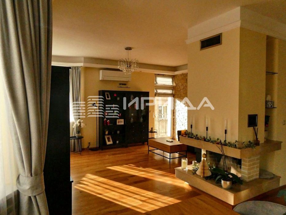 Мезонет В София,Топ Център