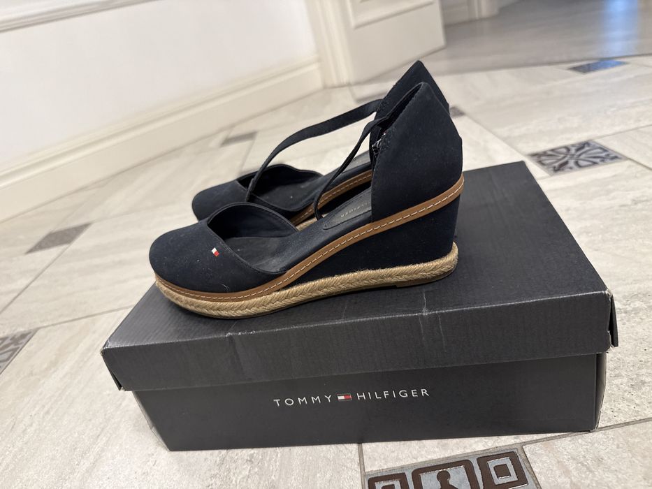 Босоножки Tommy Hilfiger синий