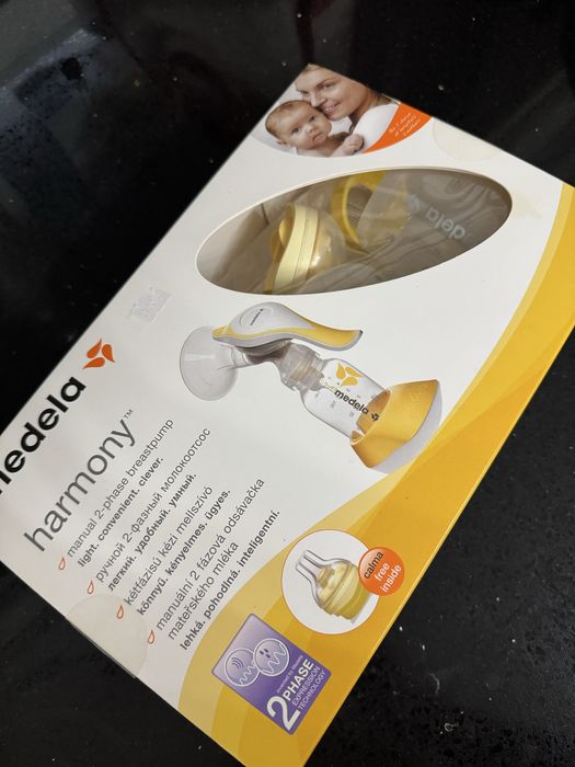 Молокоотсос Medela