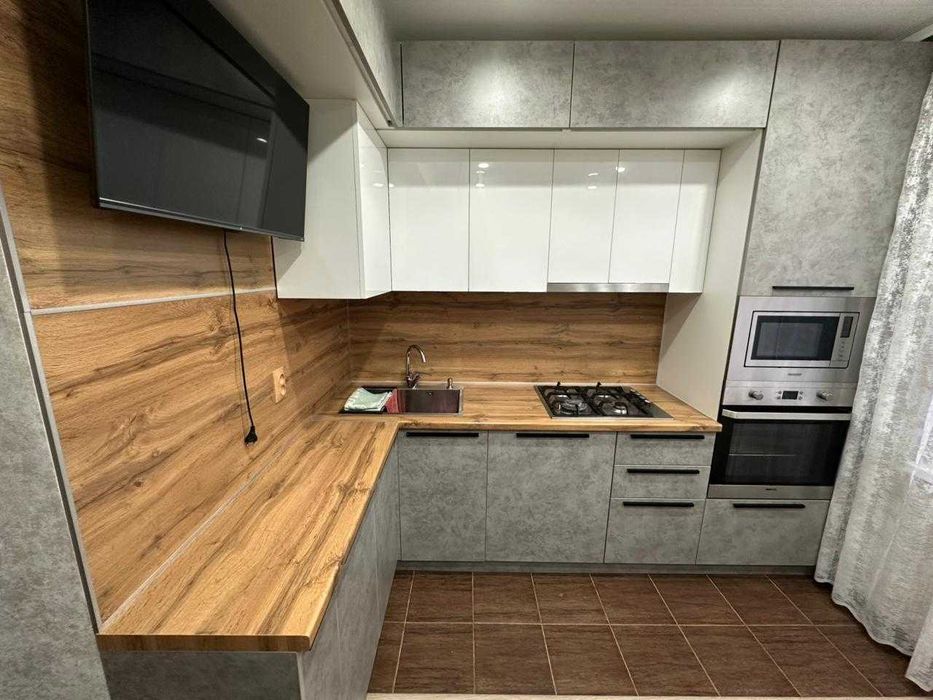 2-комн. квартира, На улице Хименко