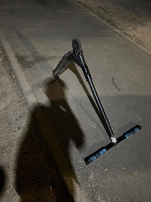 Самокат трюковой