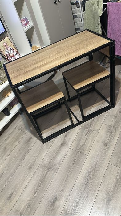 Masa bucatarie cu 2 scaune stare buna