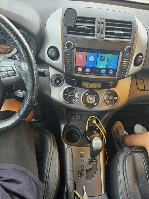 Toyota   Rav.  4
