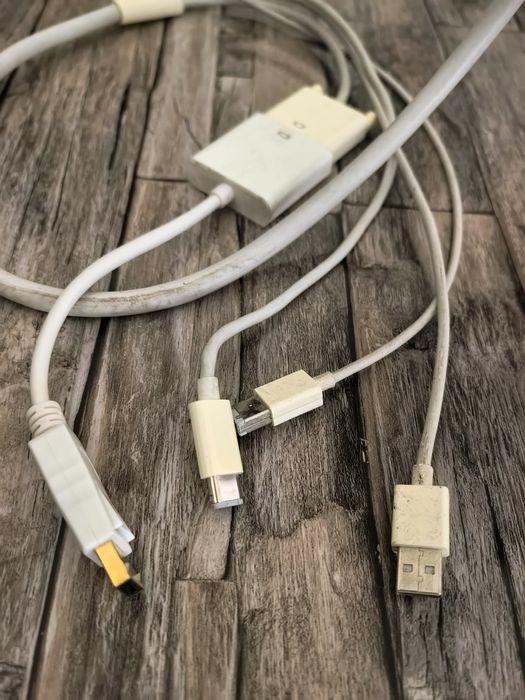 Apple cinema display