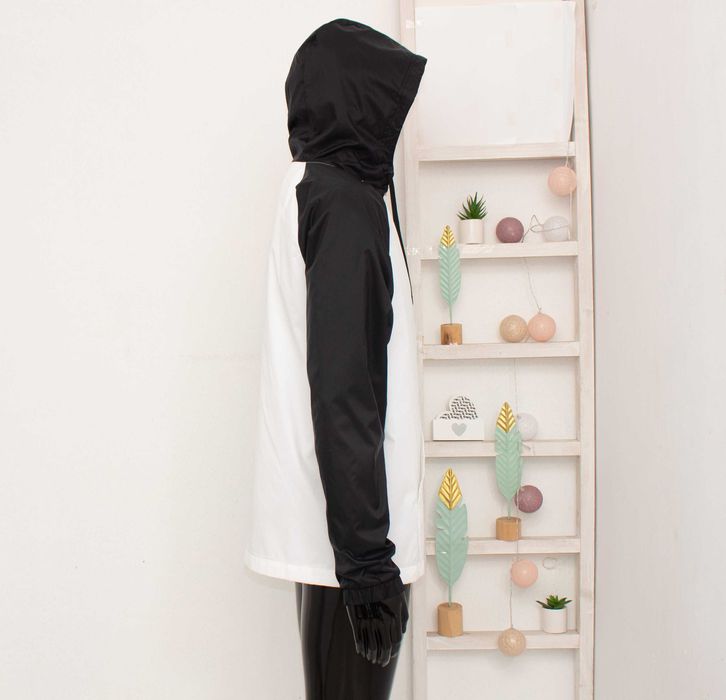 Nike оригинално мъжко яке бяло и черно с качулка ветровка М