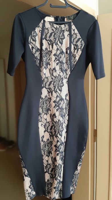 Дамски рокли размер М