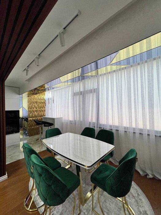 Жк"Silk Road" 2/4/9  Квартира рядом с Буз базар/М.Горький/Бий м Срочно