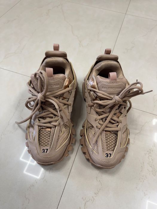 Balenciaga Track Beige