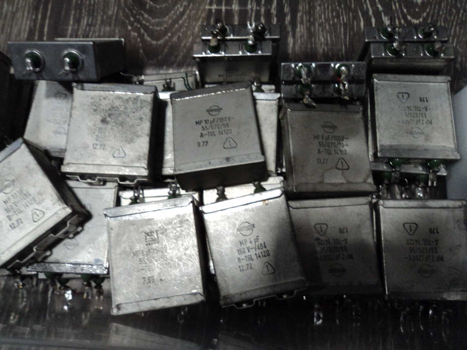 Condensatori audio, hartie in ulei germania