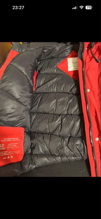 Geaca de iarna Bershka