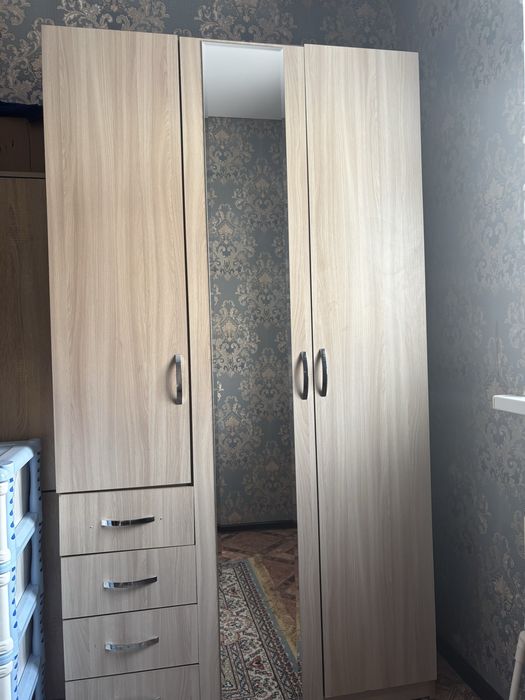 Шкаф сатылады 60000