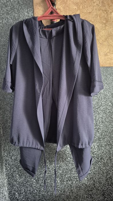 Продам женские вещи