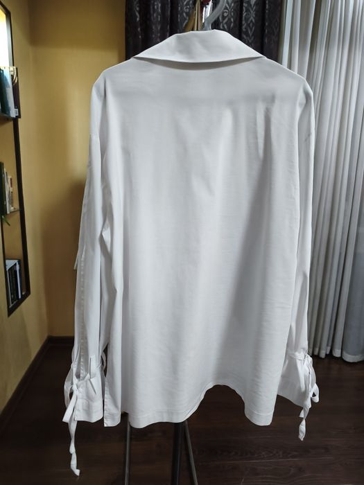 Стильная рубашка Oversize с акцентными деталями