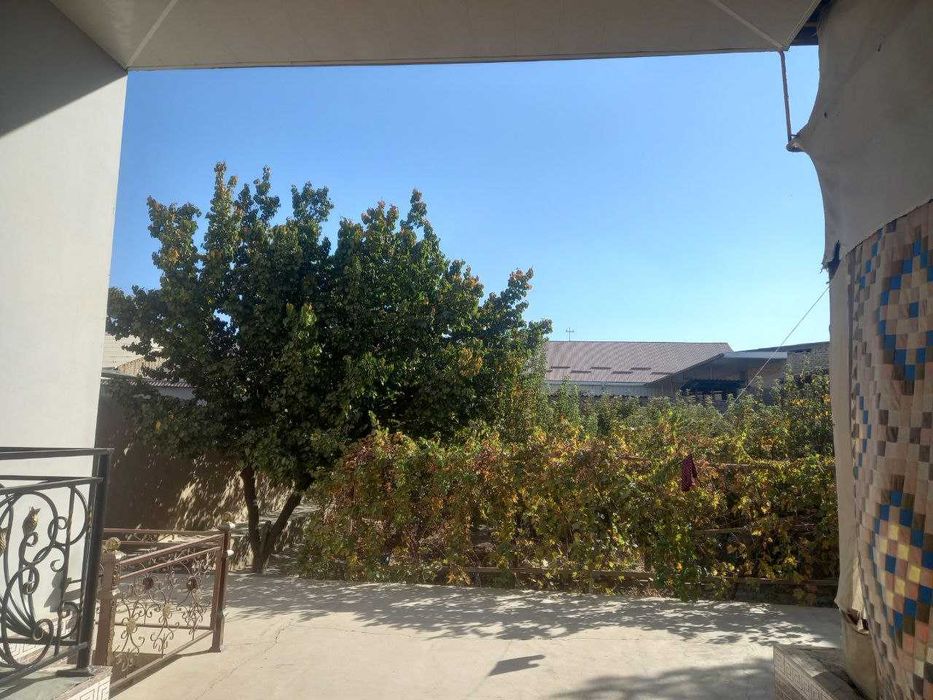 Ховли сотилади - 6 сотих (Навоий ш. Гулистон 3)