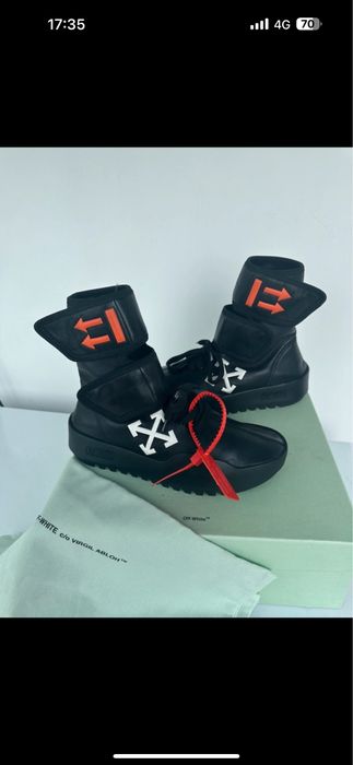 Off-White Sneakers