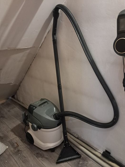 Моющий пылесос 140 000