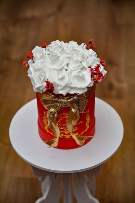 Мече от рози и букети