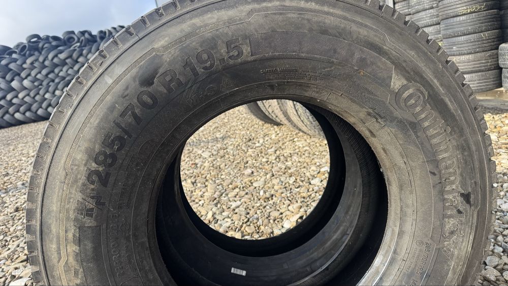 285/70/19,5 Continental