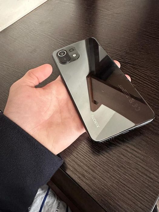 Xiaomi 11 lite sotiladi 150$
