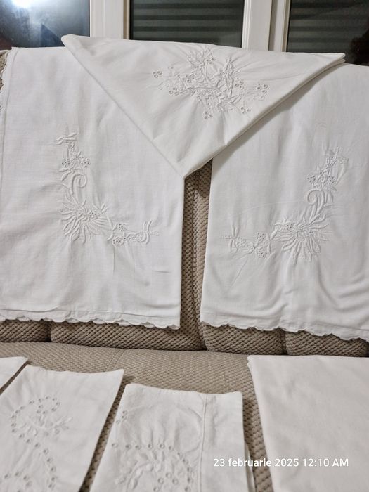 Lenjerie pat,fete de perna,cearceafuri bumbac cu dantela,broderie
