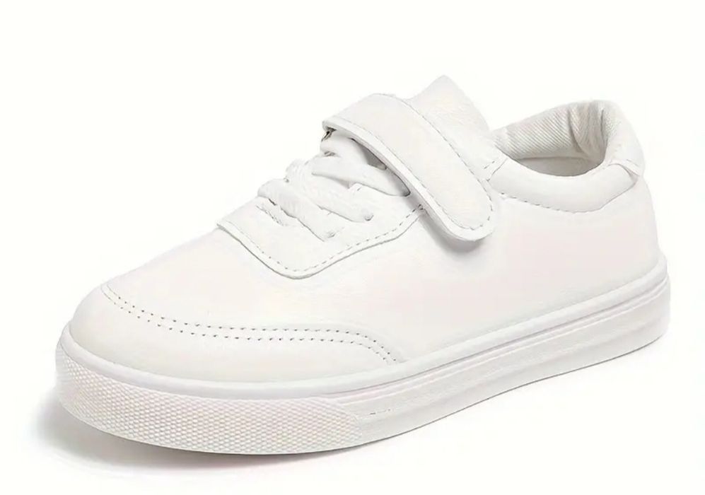 Детски бели кецове