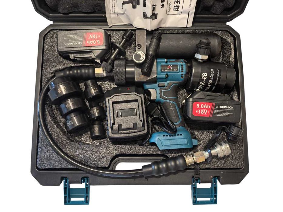 Masina hidraulica decupat / perforat tabla / panouri electrice