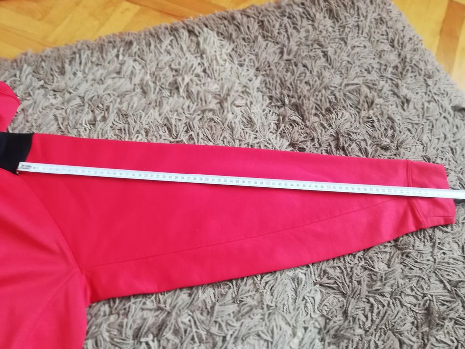 Оригинален суичър Under Armour размер XL