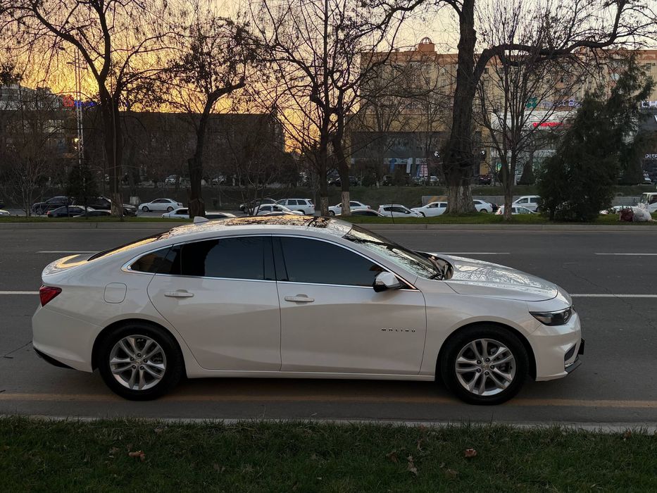 Malibu 2 2,4 sotiladi