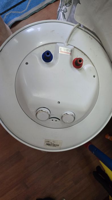 Водонагреватель 50л