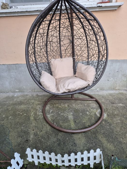 Градинска люлка....