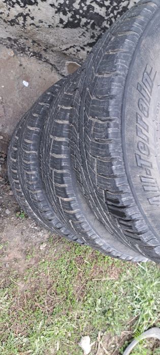 Продам шины покрышки
