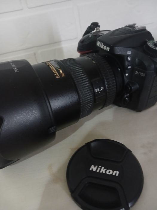 Nikon d7100 linza  17 55 f2.8 sotiladi