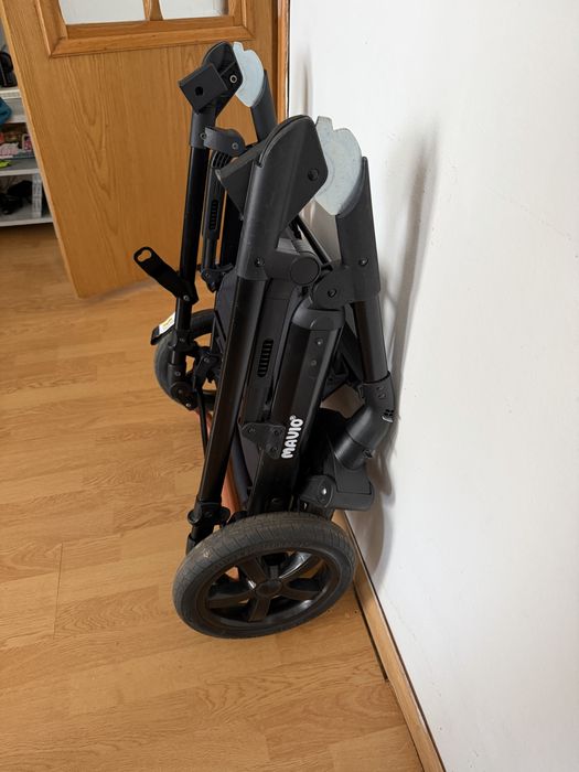 Carucior 2 in 1 ca și nou