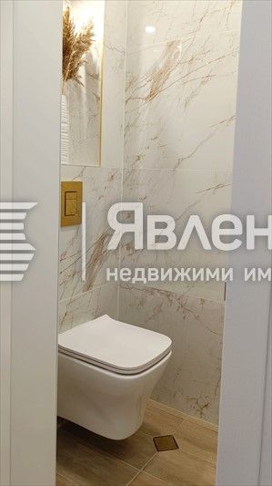 Продава се Тристаен апартамент в Варна, Левски - 100 кв.м за 2550 €/кв.м - Снимка #7