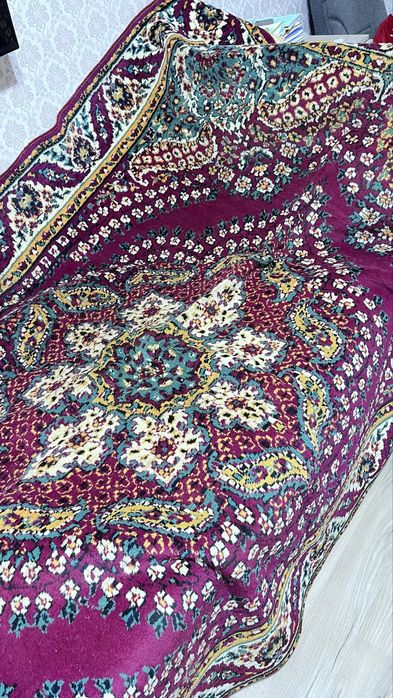 Продам натуральный ковер