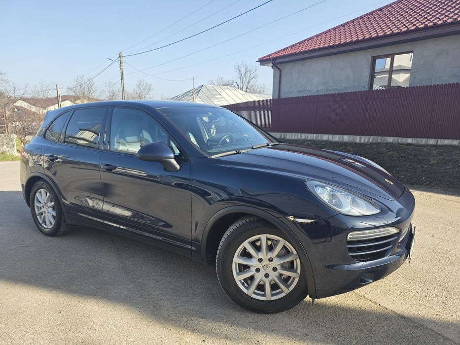 Porsche cayenne an 2012