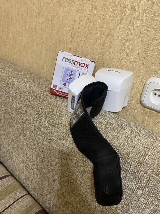 Электронный тонометр Rossmax